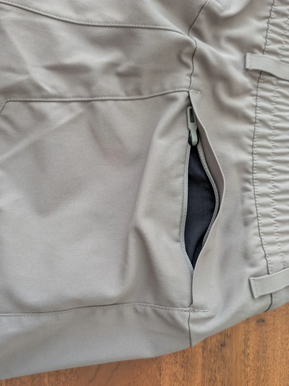 Lululemon Men's Commission Shorts 30 Gray Performance Golf Casual